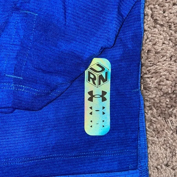 NWT royal blue Under Armour mesh half zip size large - Picture 3 of 3